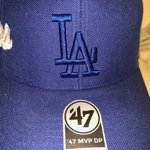 LA Hat Dodgers on the side of the hat !